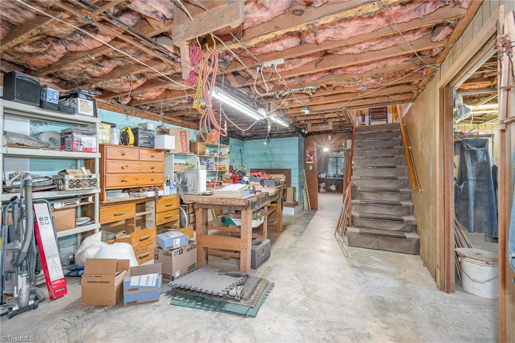 3635 Fairlane Street