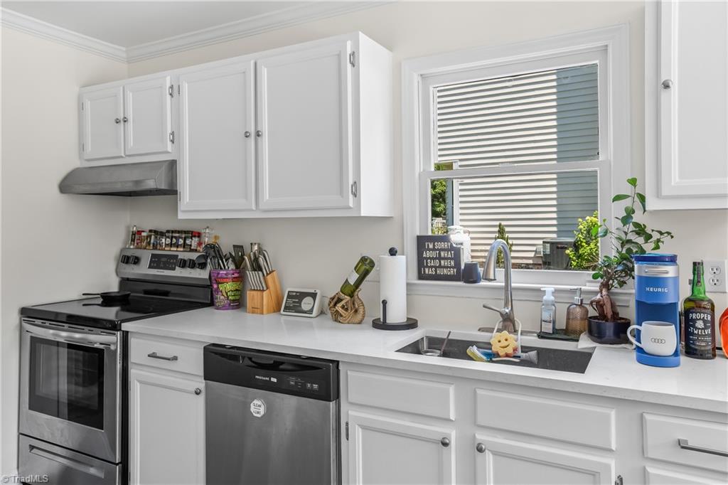 1716 Calvary View Lane