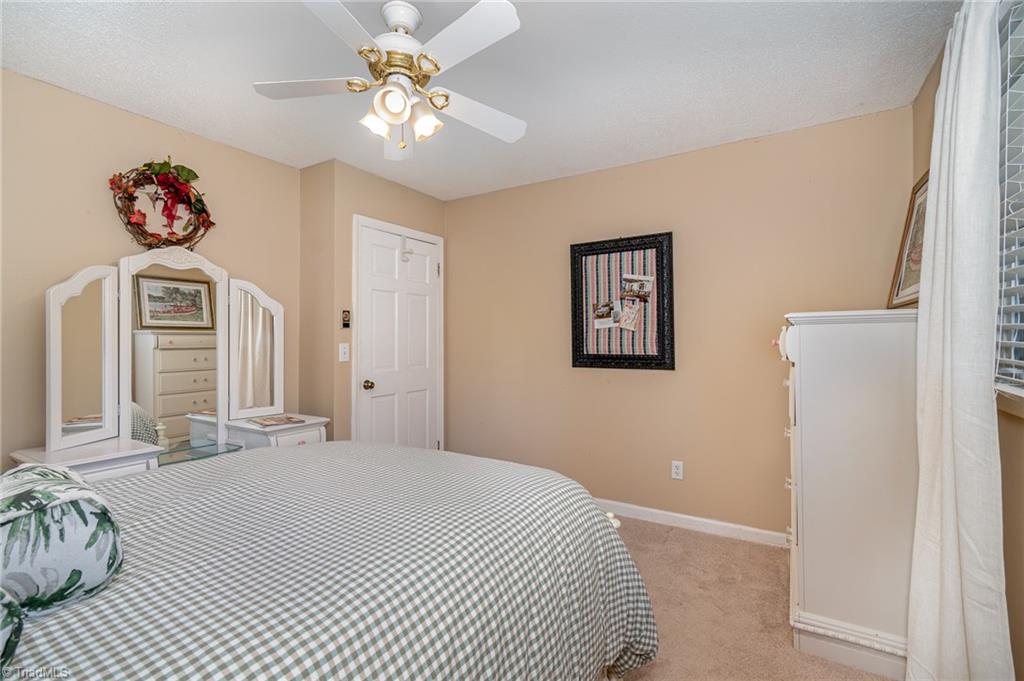 35 Windsor Circle