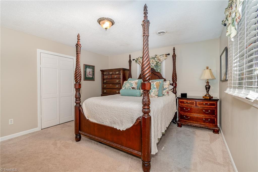 35 Windsor Circle
