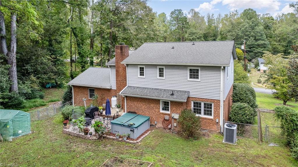 35 Windsor Circle