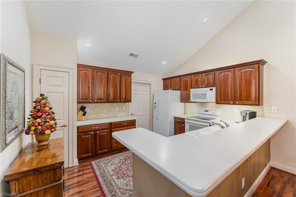 2212 Eagle Nesting Lane