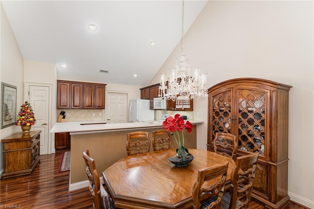 2212 Eagle Nesting Lane