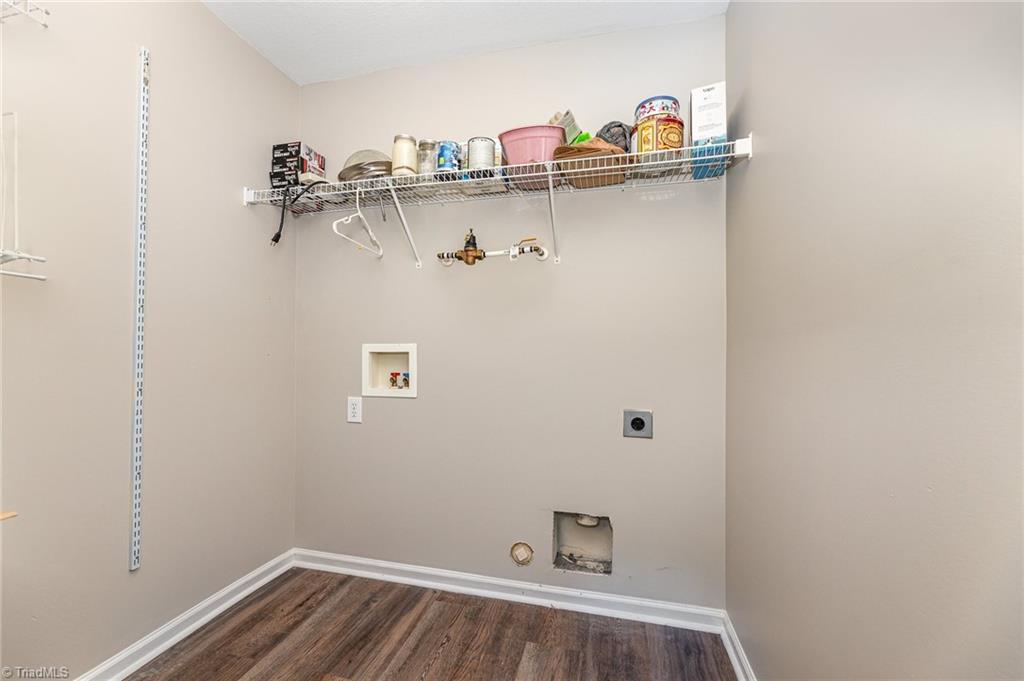 205 Glen Gate Circle