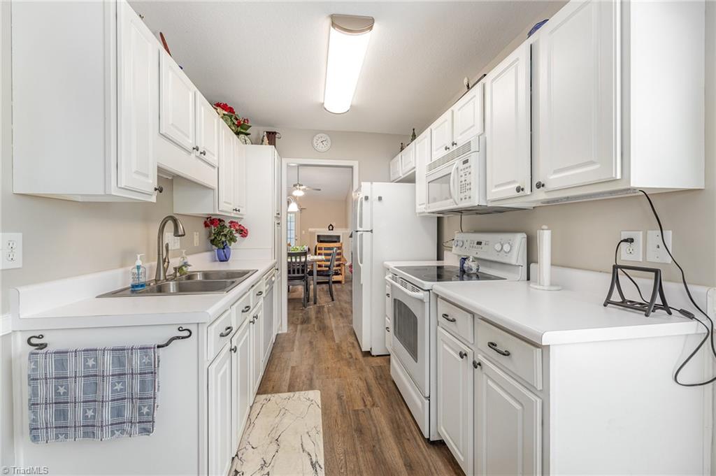 205 Glen Gate Circle