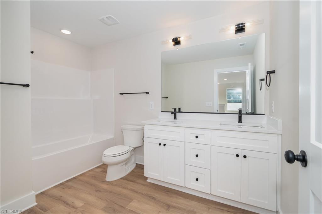 908 Cannon Crossing Circle