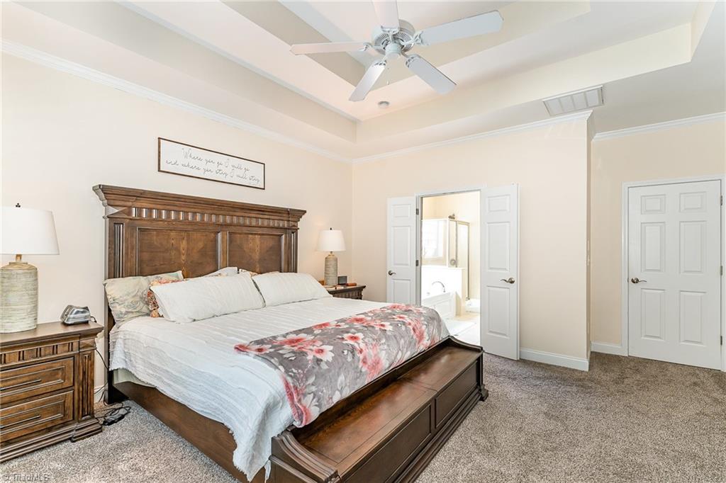 2360 Rockland Circle