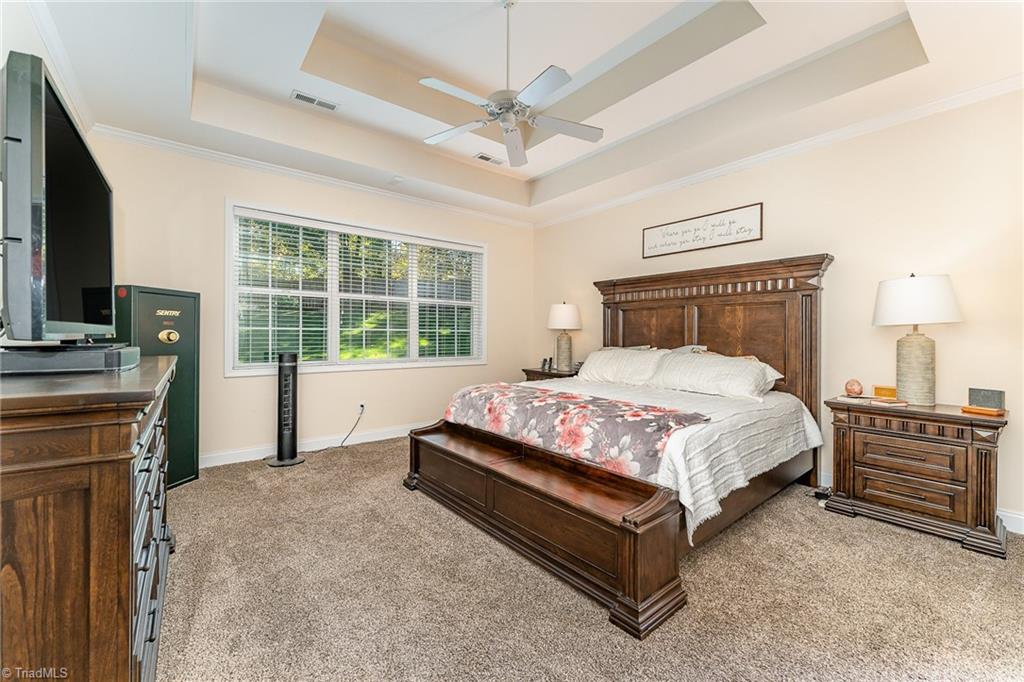 2360 Rockland Circle