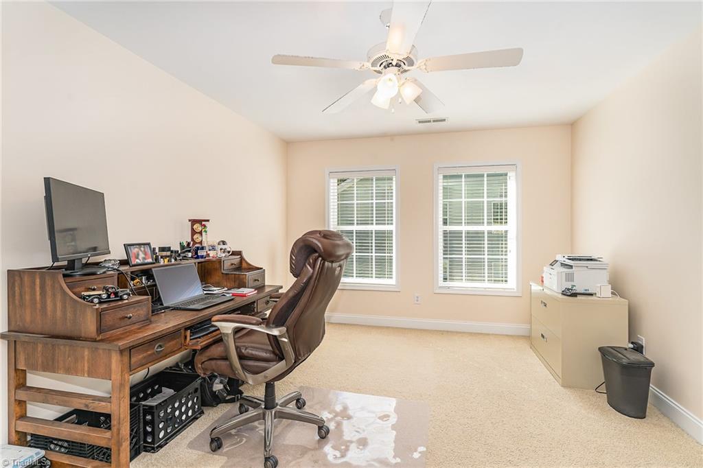 2360 Rockland Circle