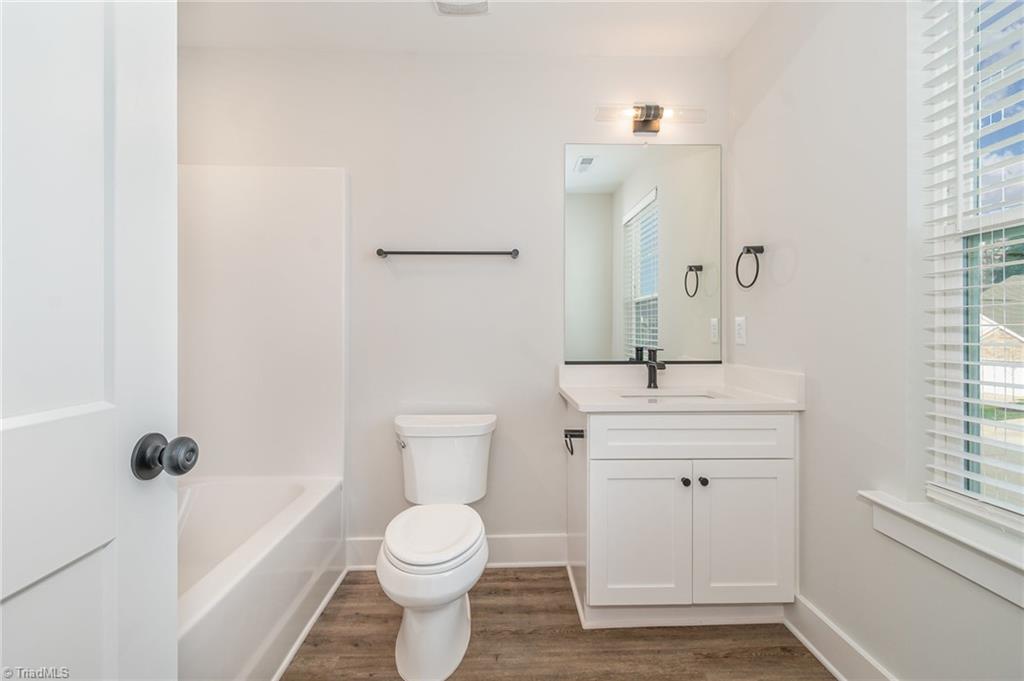 922 Cannon Crossing Circle