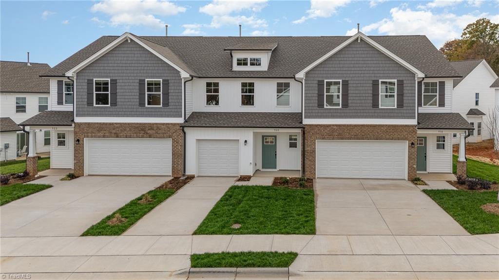 922 Cannon Crossing Circle