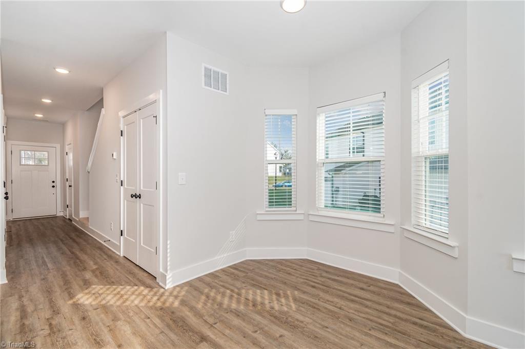 922 Cannon Crossing Circle