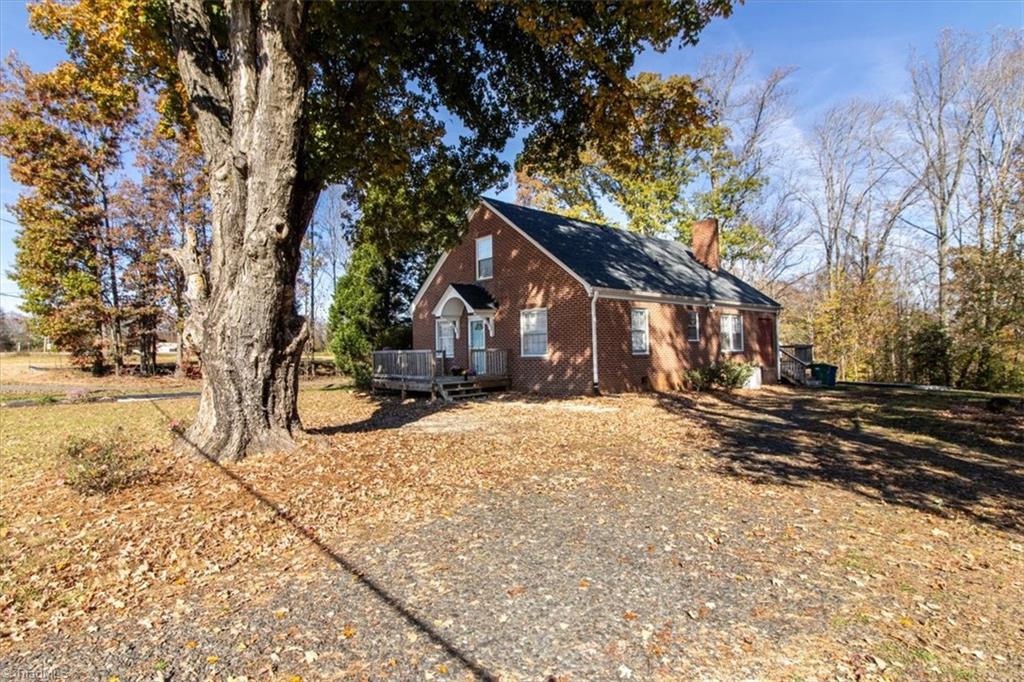 3221 Settle Bridge Road