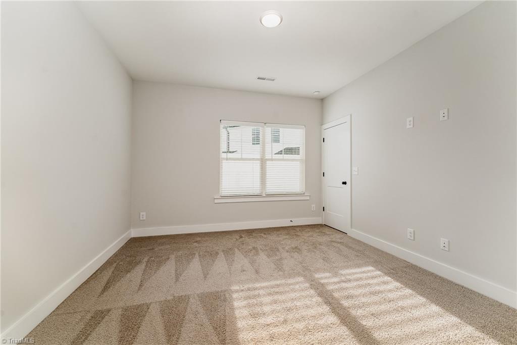 918 Cannon Crossing Circle