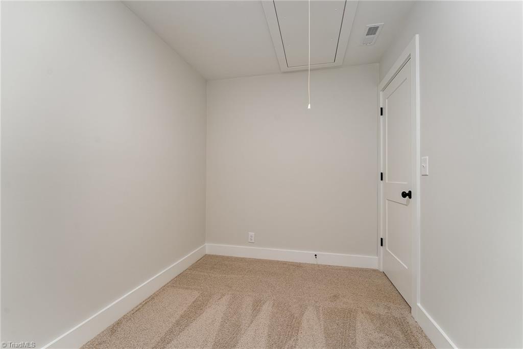 918 Cannon Crossing Circle