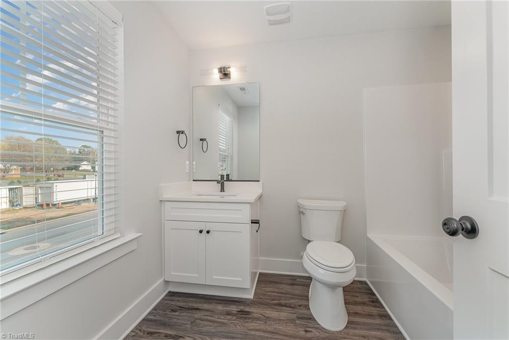 918 Cannon Crossing Circle