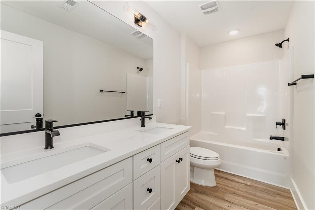 920 Cannon Crossing Circle