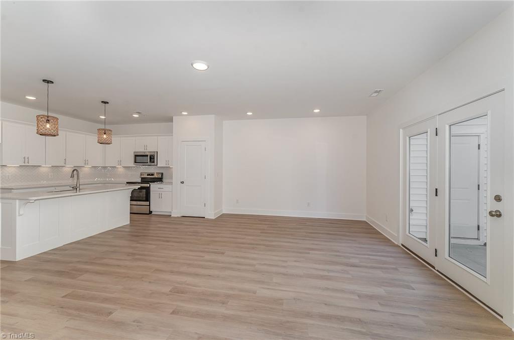 920 Cannon Crossing Circle