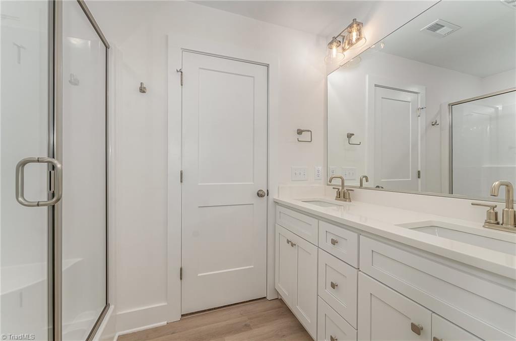 920 Cannon Crossing Circle