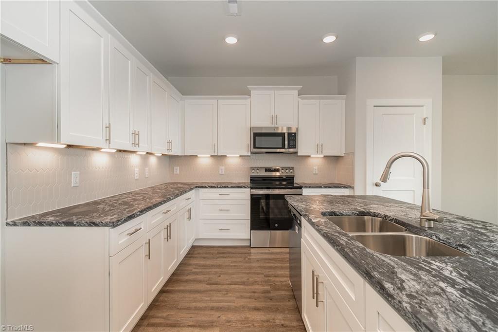 910 Cannon Crossing Circle