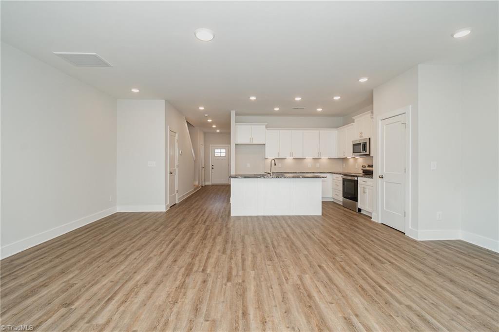 910 Cannon Crossing Circle