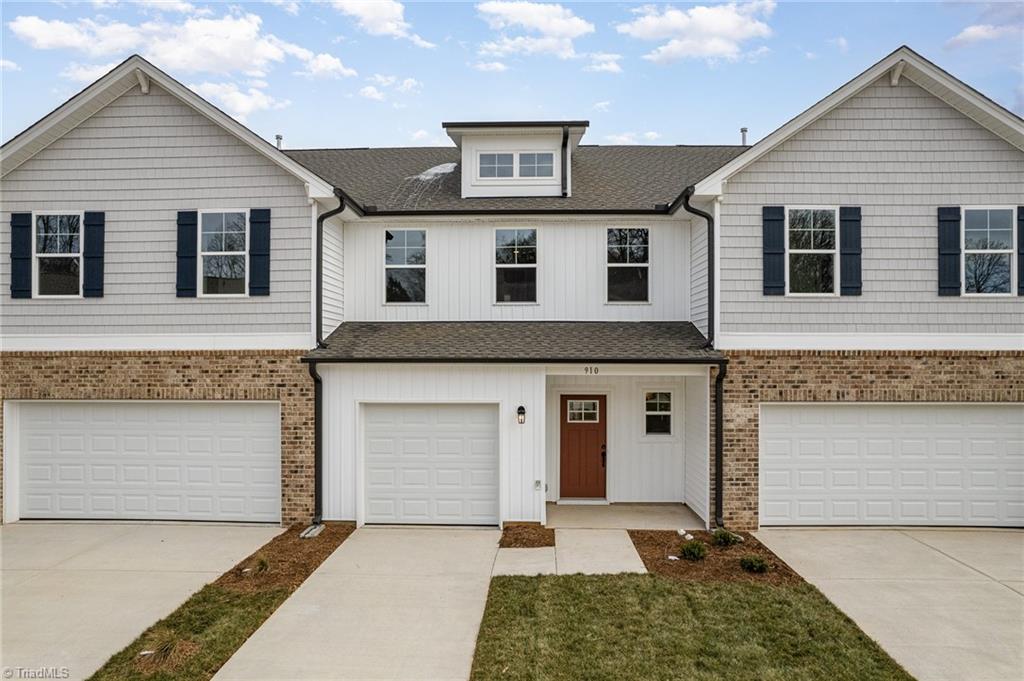 910 Cannon Crossing Circle