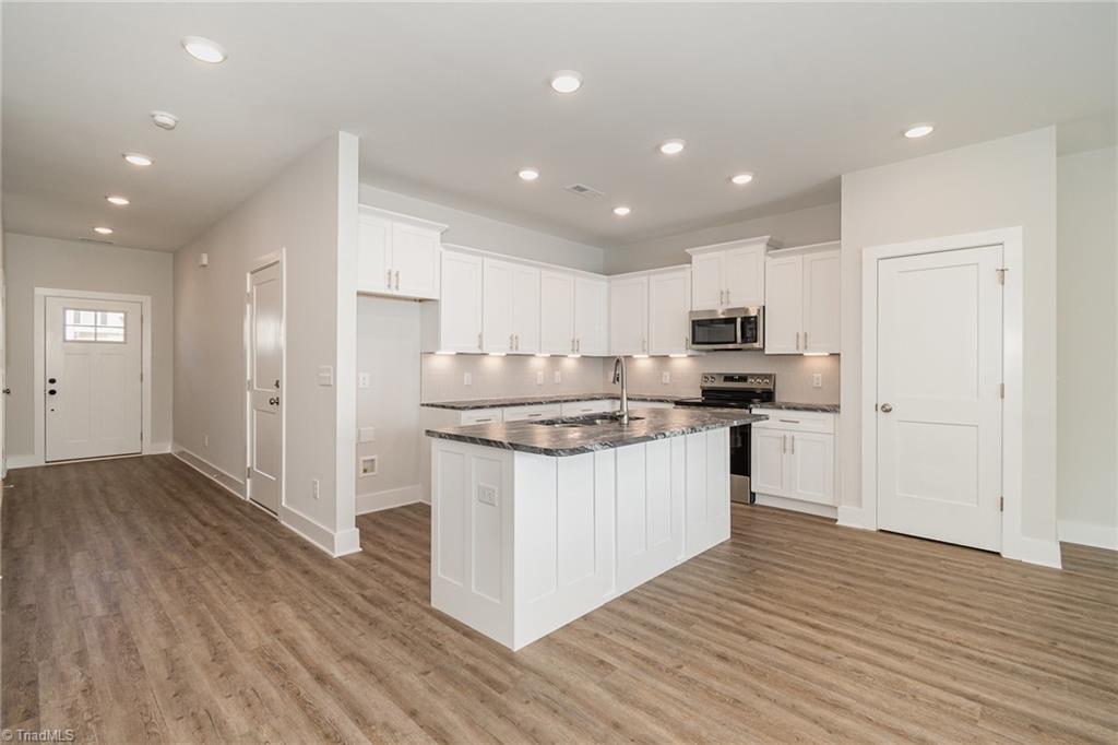 910 Cannon Crossing Circle