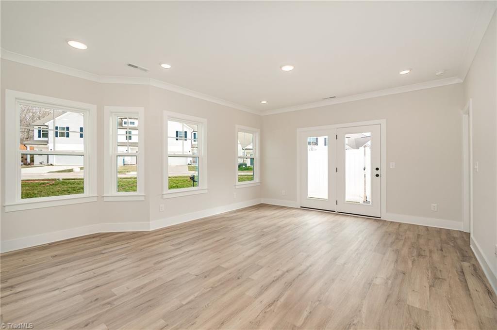 916 Cannon Crossing Circle