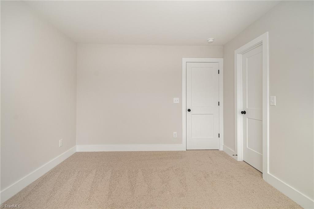 916 Cannon Crossing Circle