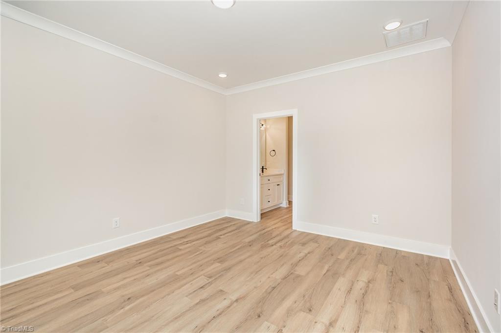 916 Cannon Crossing Circle