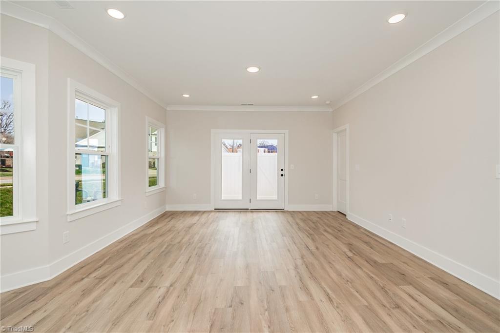 916 Cannon Crossing Circle
