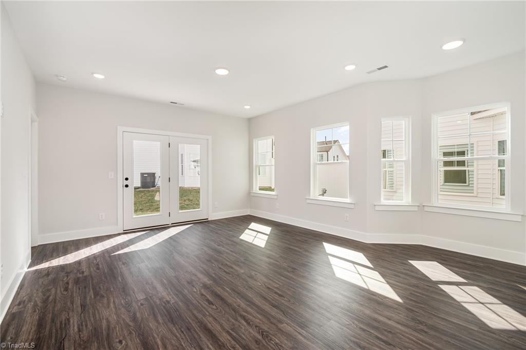 914 Cannon Crossing Circle