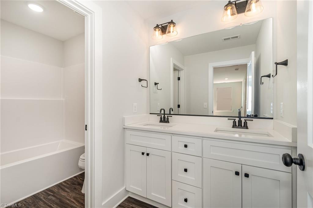 914 Cannon Crossing Circle