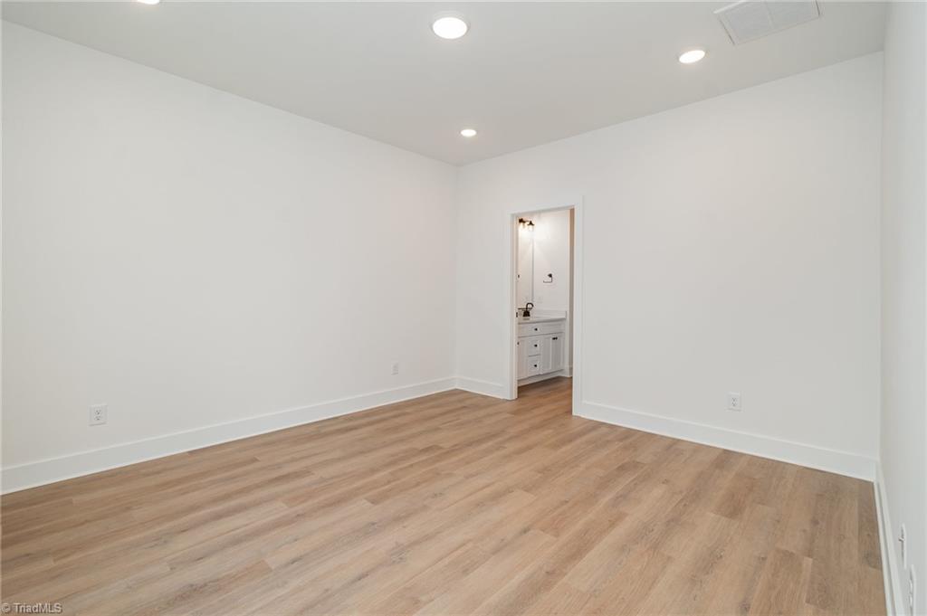 912 Cannon Crossing Circle