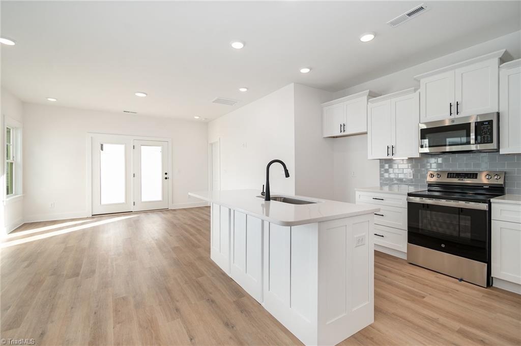 912 Cannon Crossing Circle