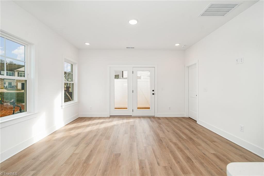 912 Cannon Crossing Circle