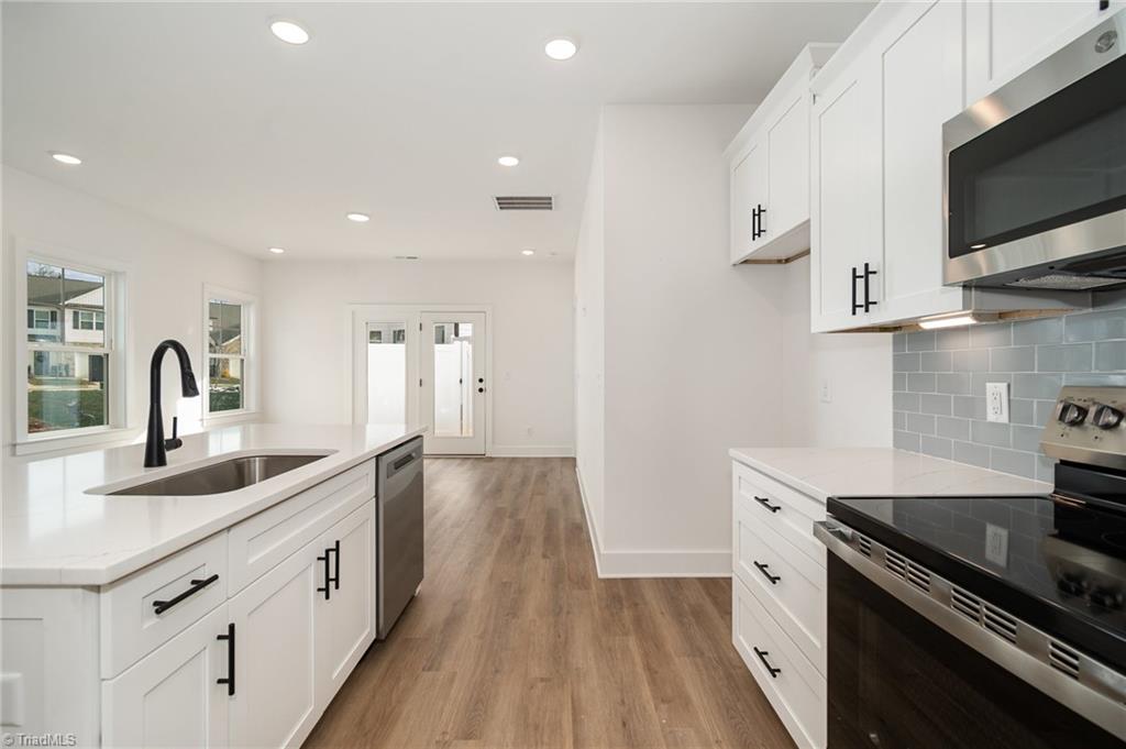 912 Cannon Crossing Circle