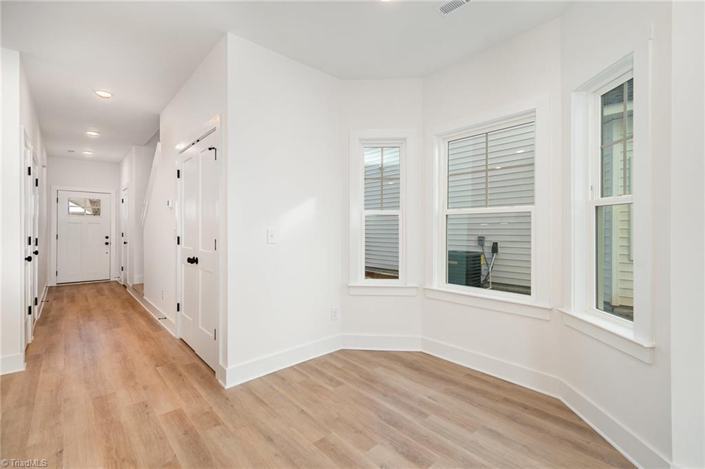 912 Cannon Crossing Circle