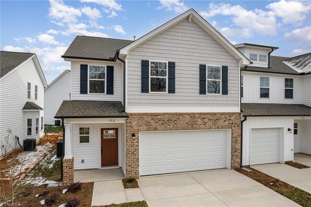 912 Cannon Crossing Circle