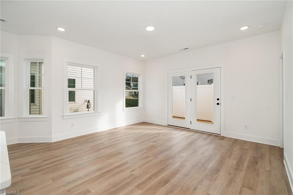 912 Cannon Crossing Circle