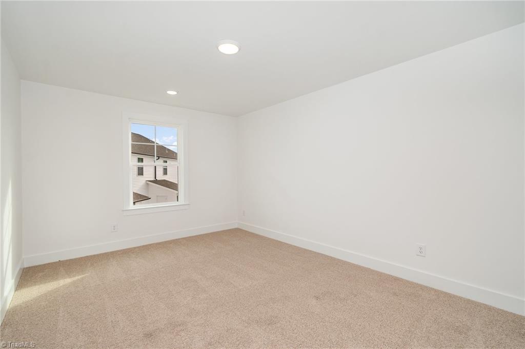 912 Cannon Crossing Circle