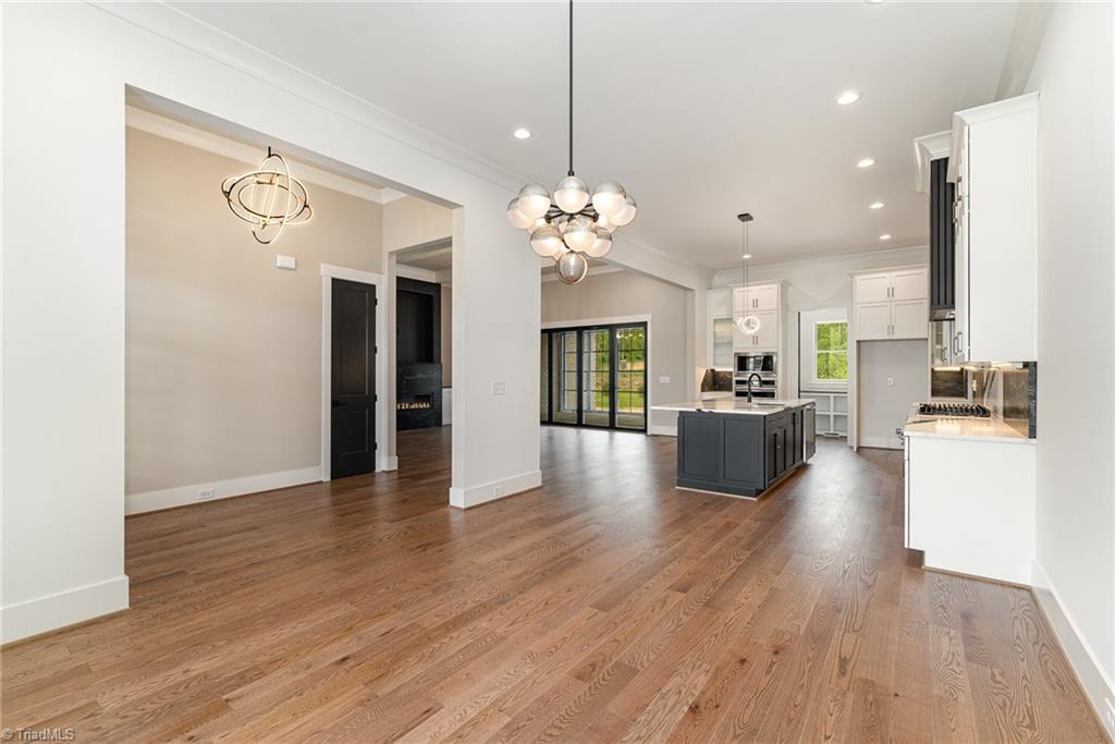 8800 Knoll Creek Court