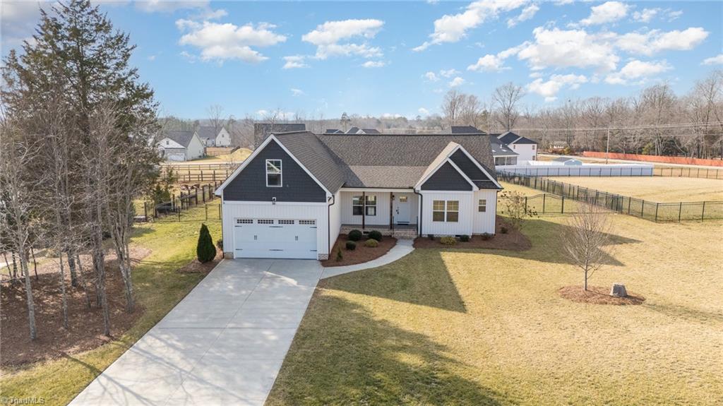 8872 Belews Ridge Road