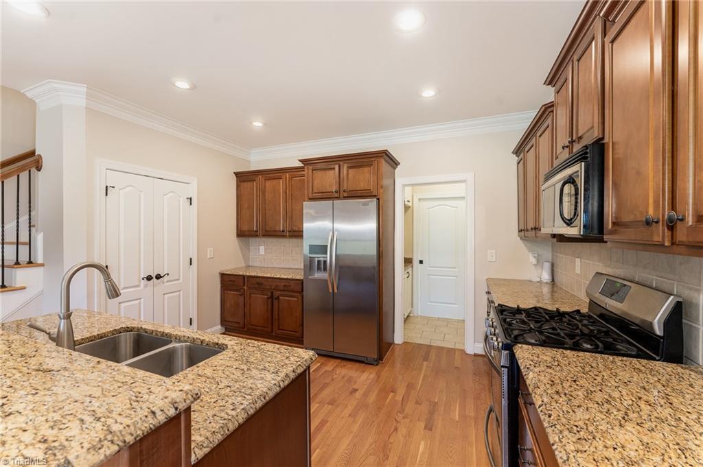 6415 Rains-Davis Drive