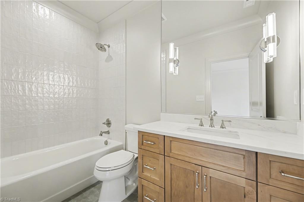 7126 Lion's Gate Drive