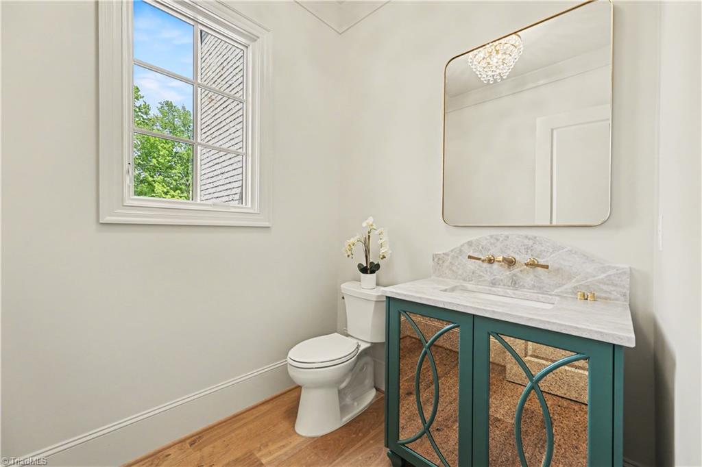 7126 Lion's Gate Drive