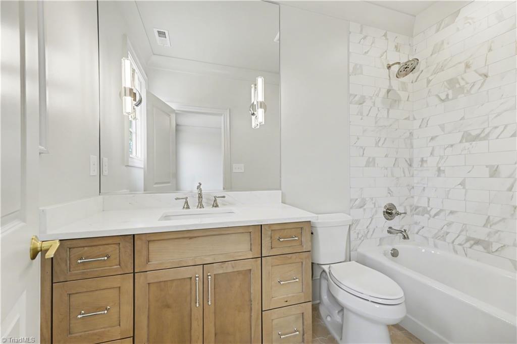 7126 Lion's Gate Drive