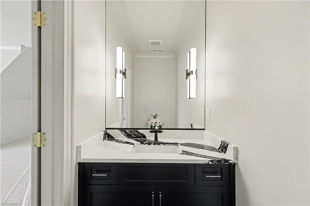 7126 Lion's Gate Drive