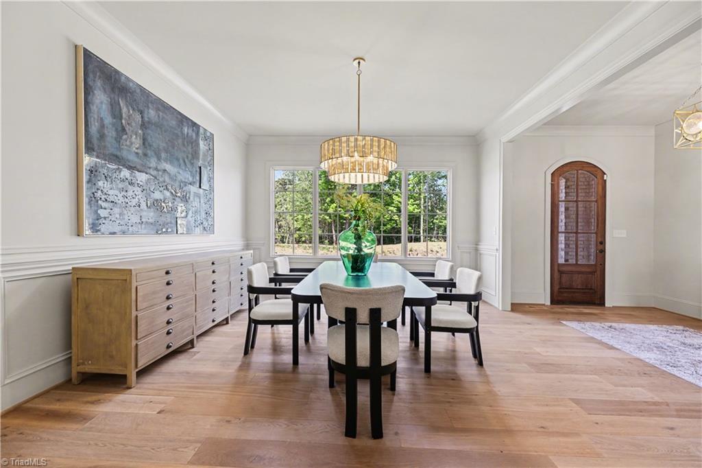 7126 Lion's Gate Drive