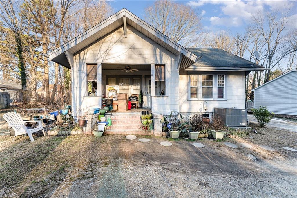 844 Cummins Street